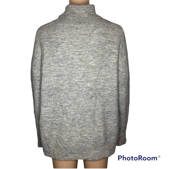 OAK + FORT Solid Gray Oversized Long Sleeve Turtleneck Sweater W/ Front Pocket - Picture 3 of 7